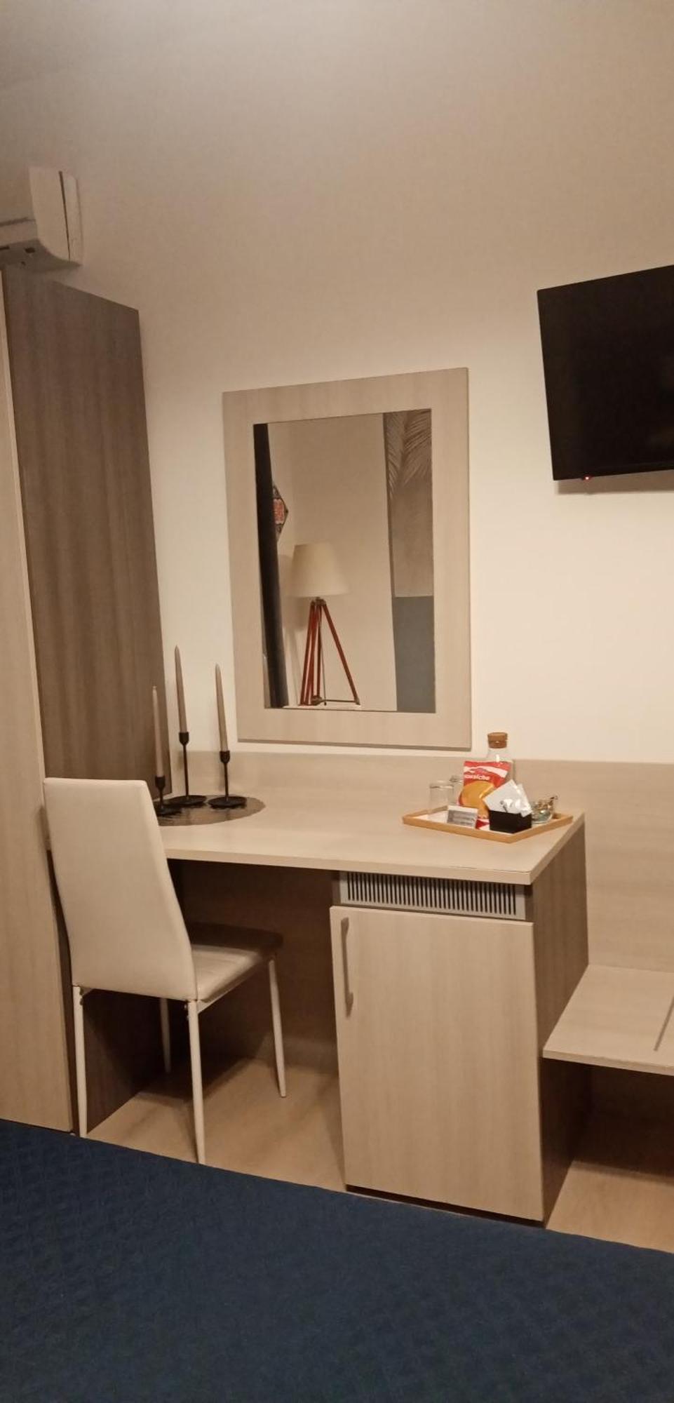 Dante091 Hotel Palermo Ngoại thất bức ảnh